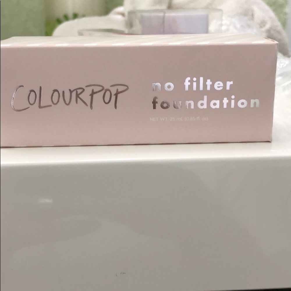 No Filter Foundation - Picture 1 of 6